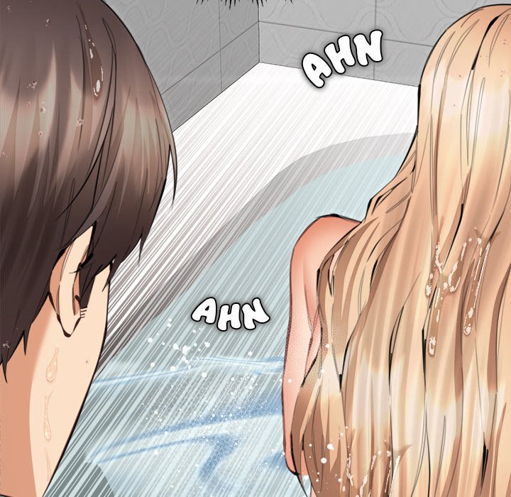 Page 25 of Chapter 12: All-Girl Sharehouse